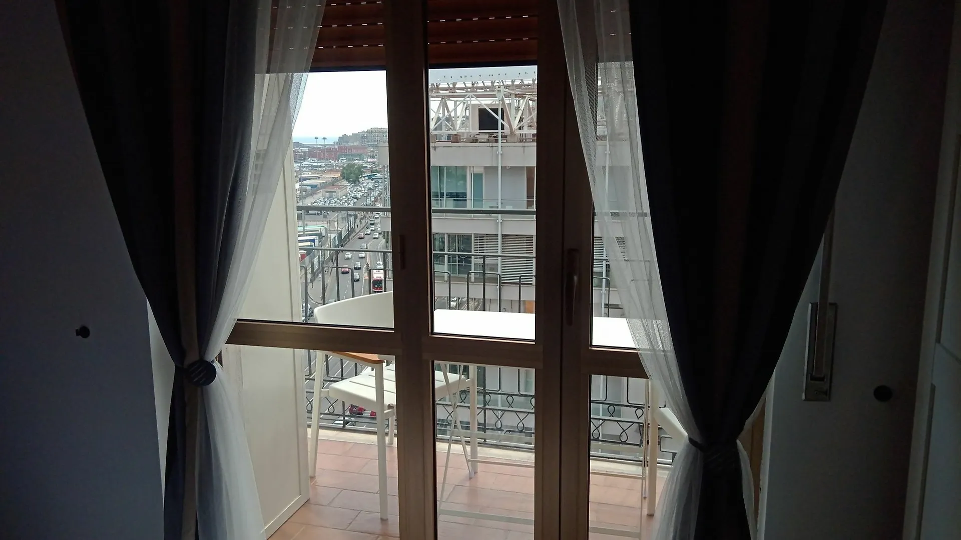 Marina Sky 8 Deluxe Rooms Naples