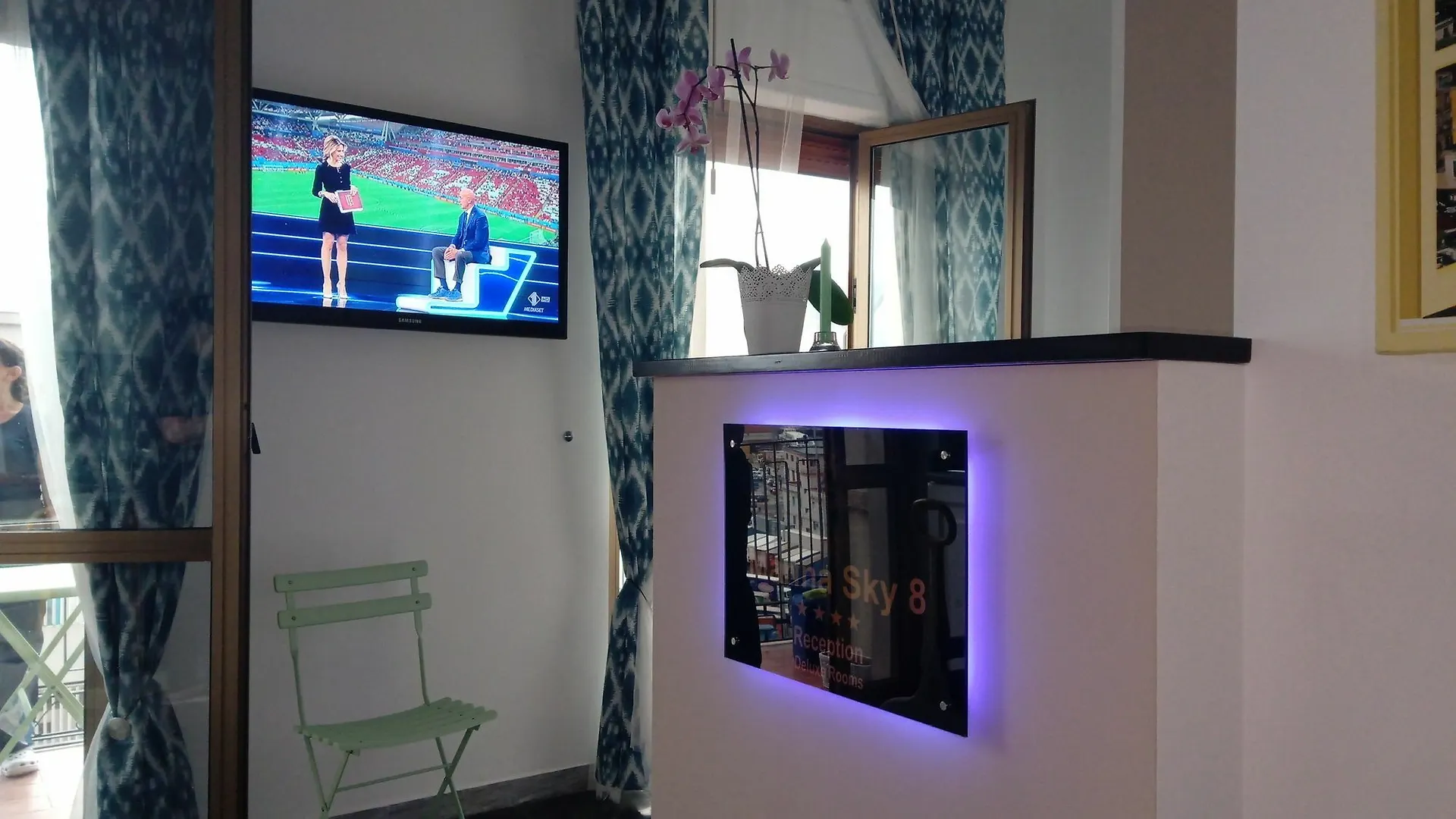Marina Sky 8 Deluxe Rooms Naples Italy